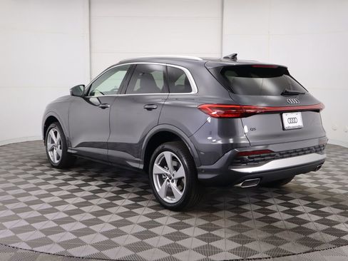 Used 2025 Audi Q5 Premium Plus w/ Premium Plus image 8