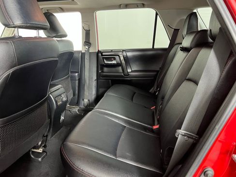 Used 2021 Toyota 4Runner Venture image 28