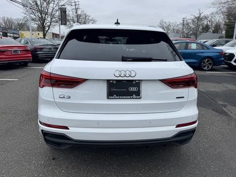 Certified 2025 Audi Q3 2.0T Premium w/ Convenience Package image 6