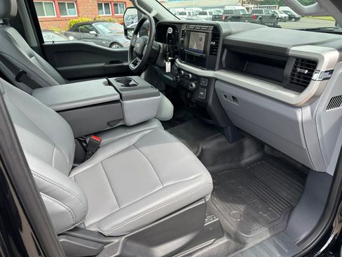 Used 2023 Ford F350 XL w/ FX4 Off-Road Package AWD/4WD image 13