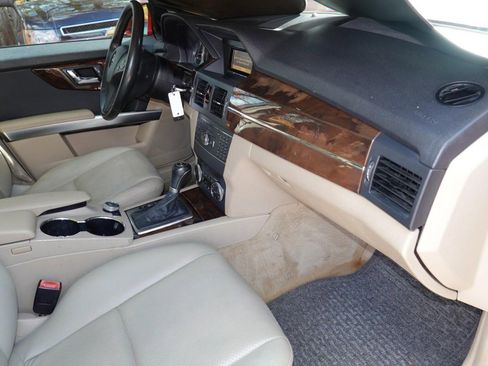 Used 2010 Mercedes-Benz GLK 350 2WD image 19