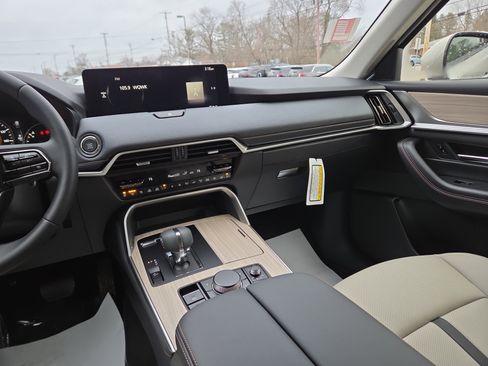 New 2026 MAZDA CX-90 3.3 Turbo w/ Preferred Package image 23