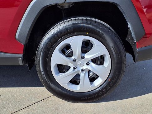 Used 2024 Toyota RAV4 LE image 3