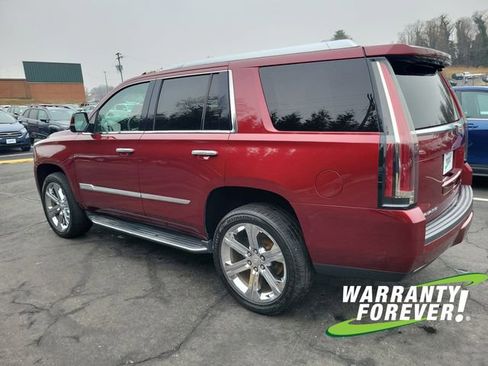 Used 2018 Cadillac Escalade Premium Luxury image 5