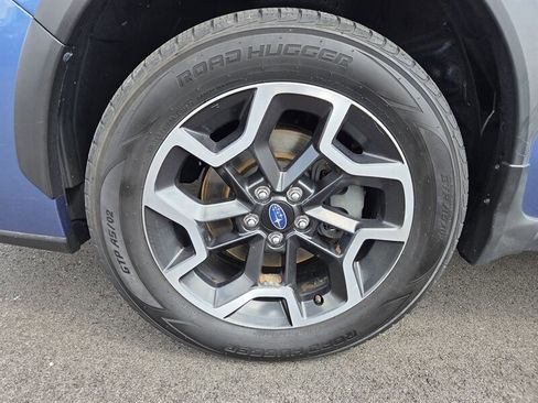 Used 2017 Subaru Crosstrek 2.0i Limited w/ Popular Package #2 image 9