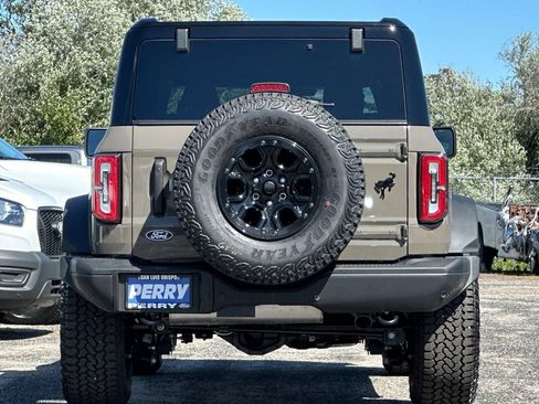 New 2026 Ford Bronco Badlands image 4