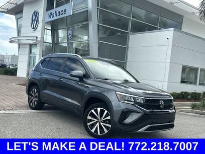 Certified 2023 Volkswagen Taos SE w/ Panoramic Sunroof Package
