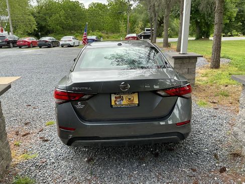 Used 2022 Nissan Sentra SV FWD image 4