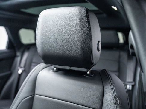 New 2026 Land Rover Range Rover Evoque S image 14