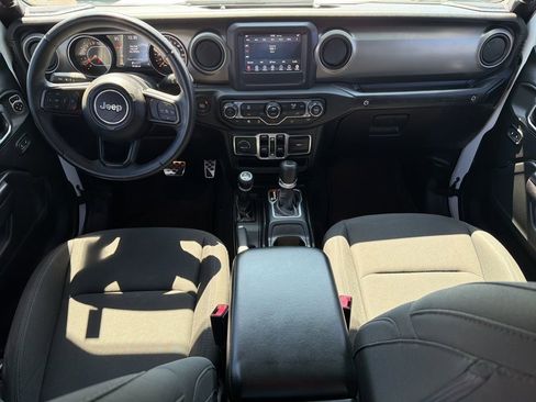 Used 2018 Jeep Wrangler Unlimited Sport S AWD/4WD image 21