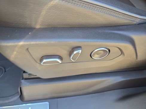 Used 2024 GMC Sierra 1500 Denali w/ Technology Package AWD/4WD image 20