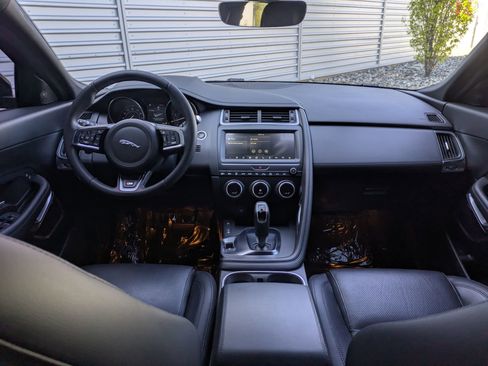 Used 2020 Jaguar E-PACE AWD/4WD image 27