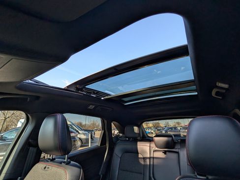 Used 2023 Ford Escape ST-Line Select w/ Tech Pack #2 image 31