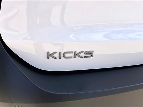 Used 2026 Nissan Kicks S FWD image 29