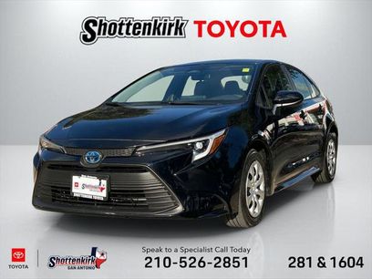 Certified 2025 Toyota Corolla LE