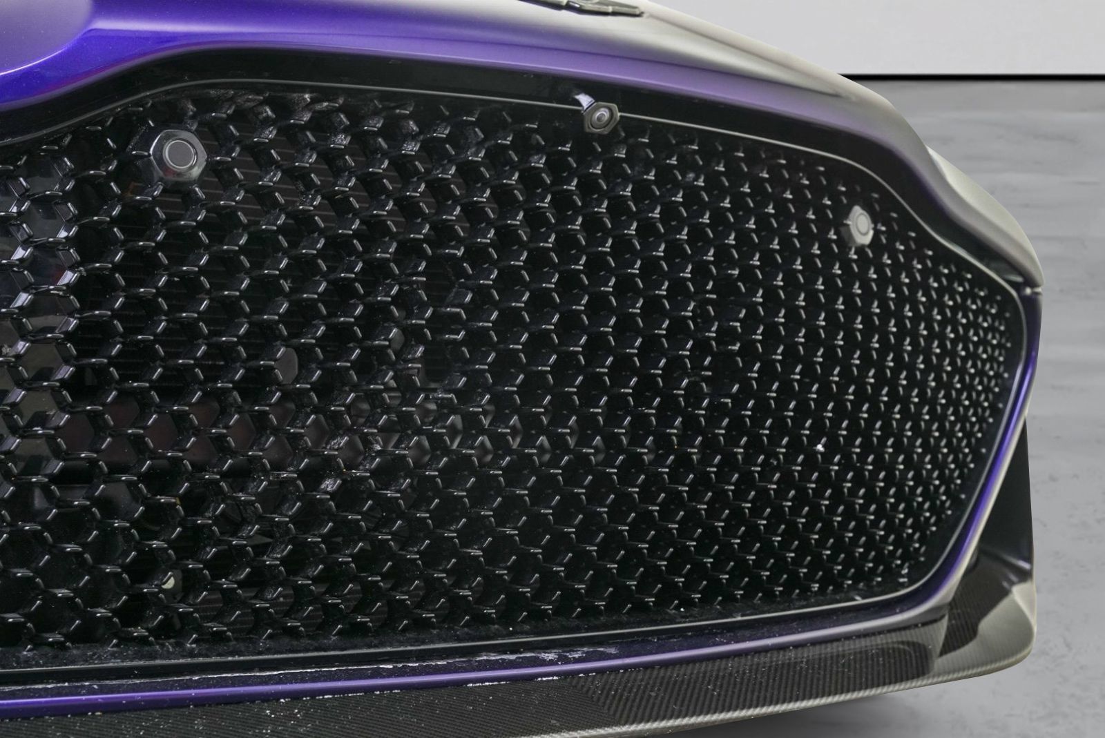 Used 2023 Aston Martin DBS Coupe RWD image 39