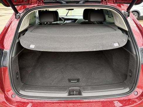 Used 2023 Buick Envision Preferred FWD image 28