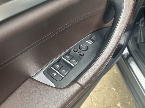 Used 2019 BMW X3 xDrive30i w/ Premium Package image 12