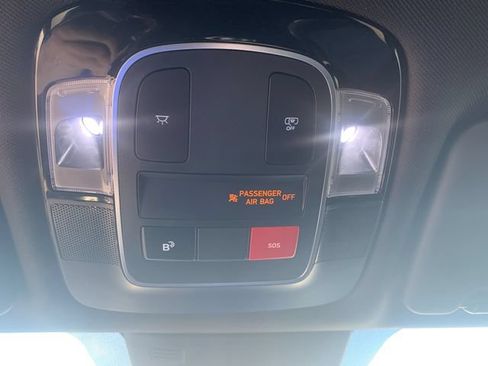 Used 2025 Hyundai Santa Cruz XRT AWD/4WD image 34