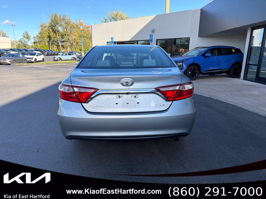Used 2017 Toyota Camry LE FWD image 9