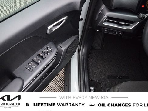 New 2026 Kia K4 FWD image 28