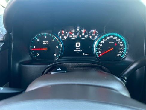 Used 2020 Chevrolet Suburban Premier image 19