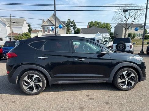 Used 2016 Hyundai Tucson Limited w/ Option Group 03 AWD/4WD image 5