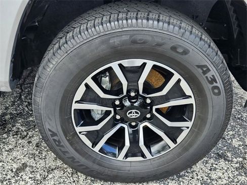 Used 2023 Toyota Tacoma TRD Sport image 13