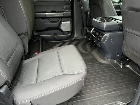 Used 2022 Ford F150 XLT w/ Equipment Group 302A High image 17