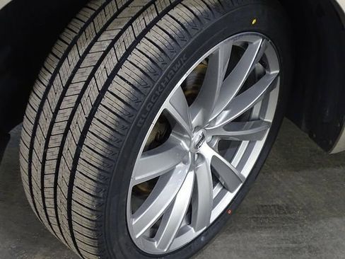 Used 2023 Volvo XC90 B6 Plus AWD/4WD image 44