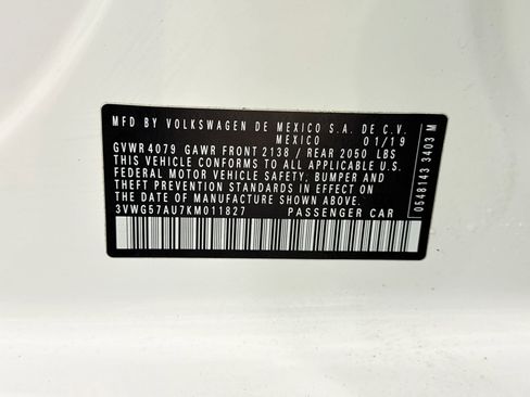 Used 2019 Volkswagen Golf SE image 39