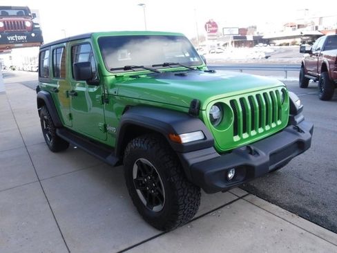 Used 2019 Jeep Wrangler Unlimited Sport image 9