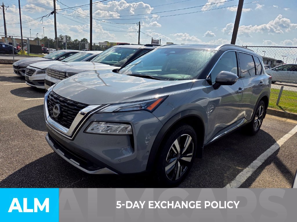 Used 2023 Nissan Rogue SL w/ SL Premium Package FWD image 3