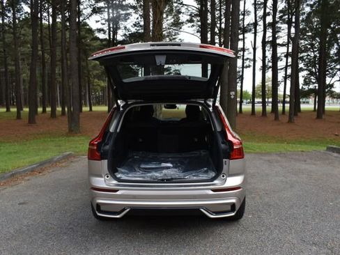 New 2025 Volvo XC60 T8 Plus w/ Protection Package Premier image 19