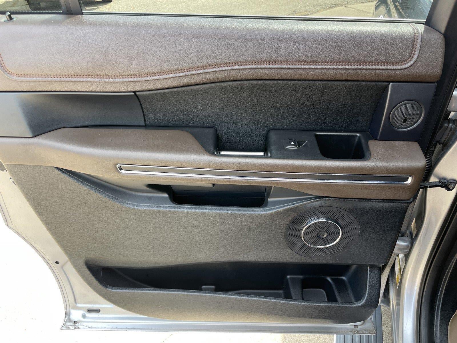 Used 2020 Ford Expedition Max King Ranch RWD image 48