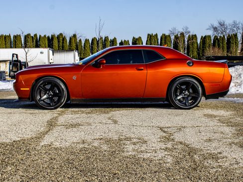 Used 2022 Dodge Challenger SRT Hellcat image 4