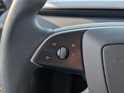 Used 2025 Tesla Model 3 Long Range image 19