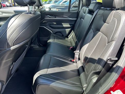 Used 2023 Jeep Grand Cherokee 4WD 4xe image 26