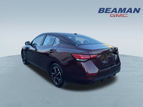 Used 2025 Nissan Sentra SV FWD image 5