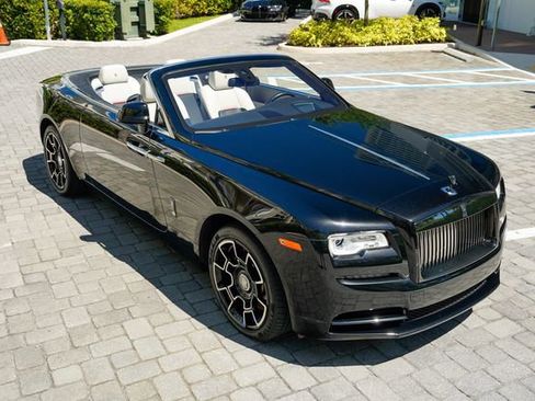Used 2018 Rolls-Royce Dawn image 36