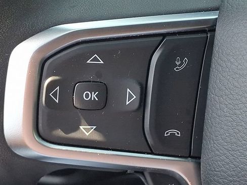 Used 2025 RAM 1500 Big Horn AWD/4WD image 21