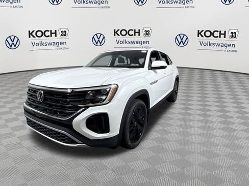 New 2026 Volkswagen Atlas Cross Sport SE AWD/4WD image 4