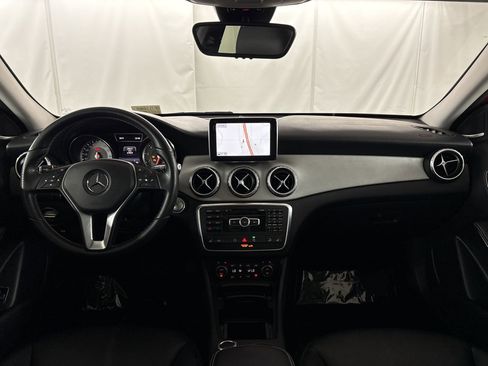 Used 2015 Mercedes-Benz GLA 250 4MATIC image 16