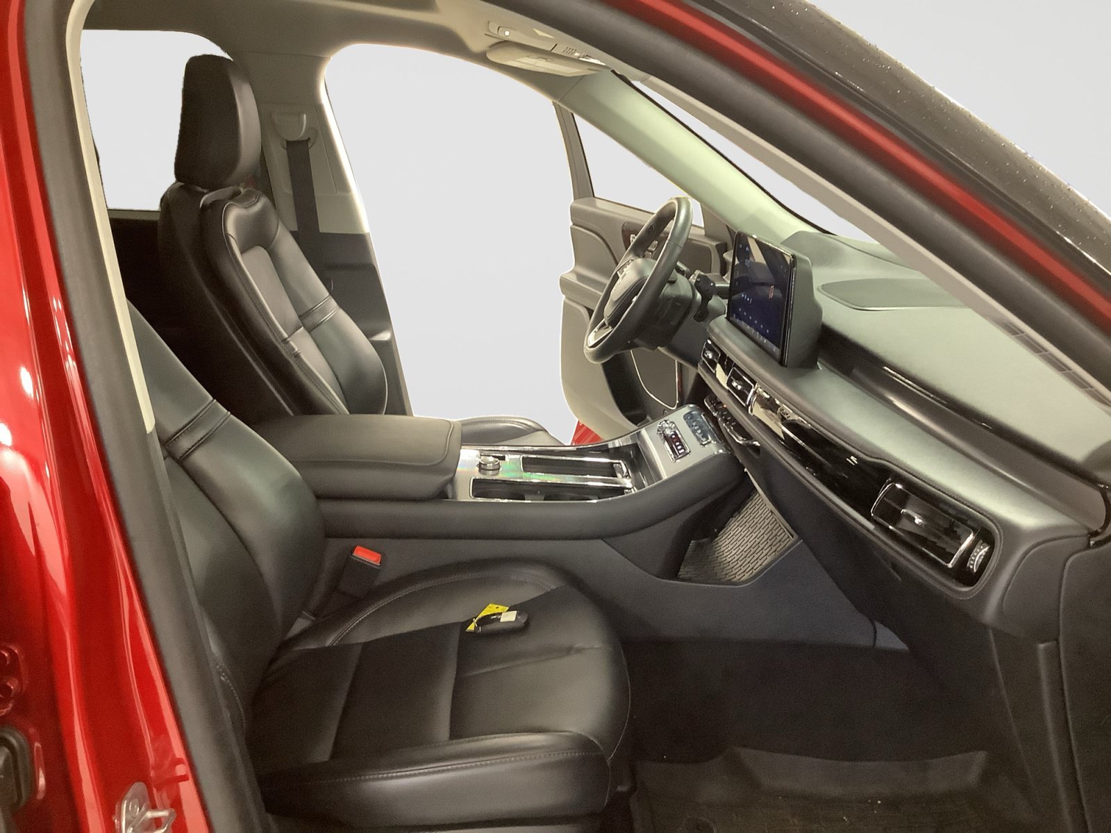 Certified 2025 Lincoln Aviator 2WD image 18