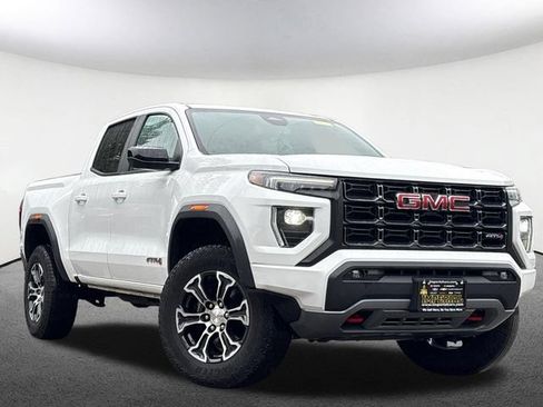 Used 2023 GMC Canyon AT4 AWD/4WD image 2