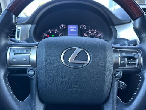 Used 2017 Lexus GX 460 Premium image 29