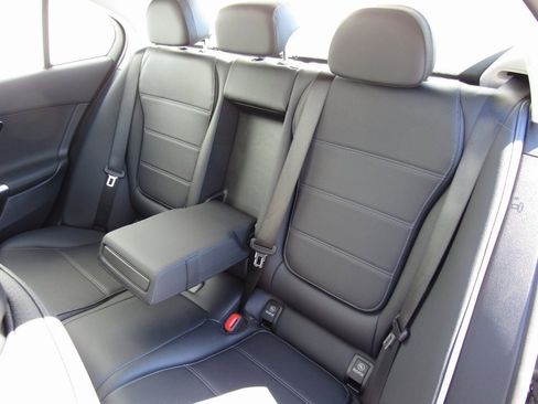 Certified 2022 Mercedes-Benz C 300 4MATIC Sedan image 16