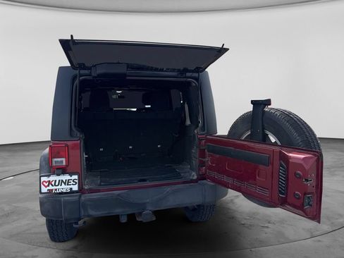 Used 2012 Jeep Wrangler Unlimited Sport AWD/4WD image 9