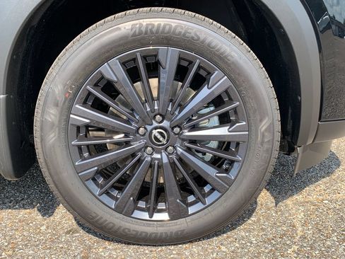 New 2026 Nissan Pathfinder SL w/ SL Premium Package FWD image 7