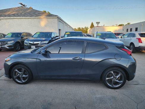 Used 2019 Hyundai Veloster 2.0 FWD image 2